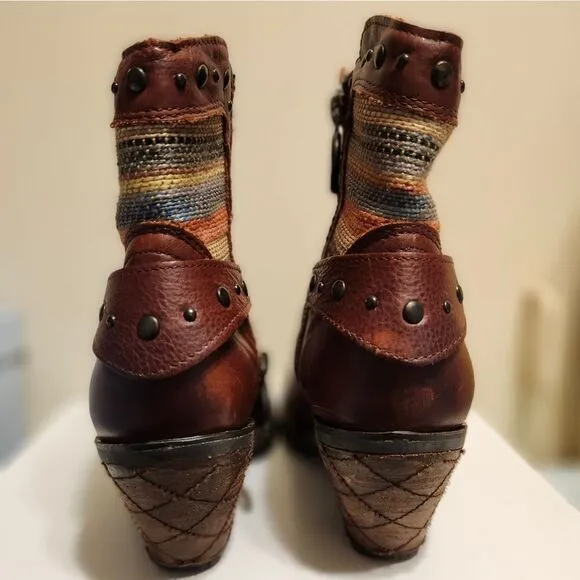 NEW Justin Women Brown Leather/Textile Heeled Boots MSL 103 sz.6.5 Ret.$200
