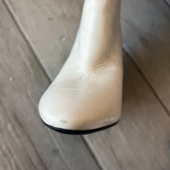 New Longchamp Elegant White Knee-High Women's Boots (38)