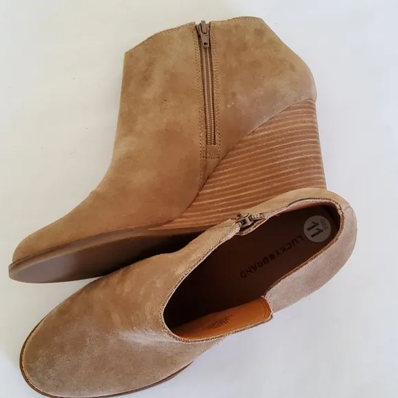 New Lucky Brand LK - Yimme Tan Suede Leather Wedge Ankle Boots Booties Size 11