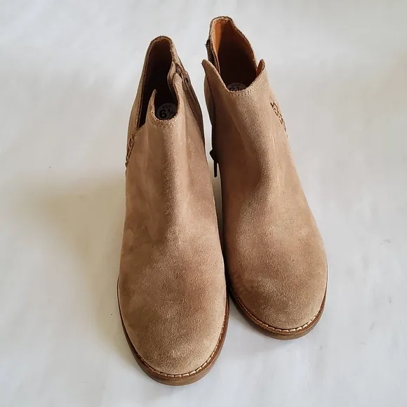 New Lucky Brand LK - Yimme Tan Suede Leather Wedge Ankle Boots Booties Size 11