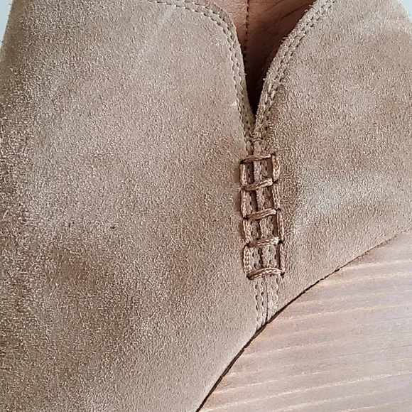 New Lucky Brand LK - Yimme Tan Suede Leather Wedge Ankle Boots Booties Size 11