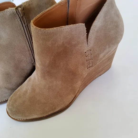 New Lucky Brand LK - Yimme Tan Suede Leather Wedge Ankle Boots Booties Size 11
