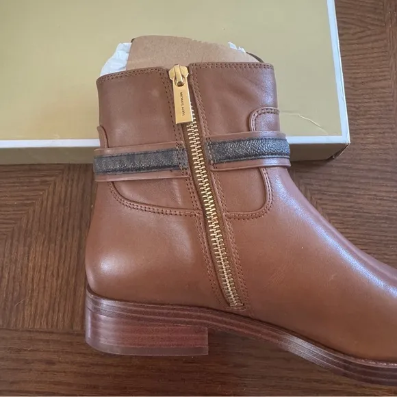 NEW Michael Kors Women Cognac Leather Riding Boots with Gold Hardware