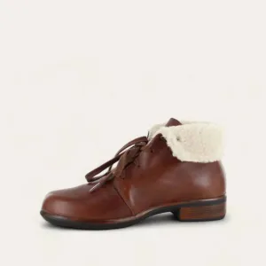 NEW NAOT women's pali boots in soft chestnut leather