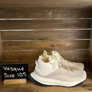 New NWOB Mens Vasque Here Mid Beige Ivory Outdoor Ankle Hiking Boots Size 10.5 M