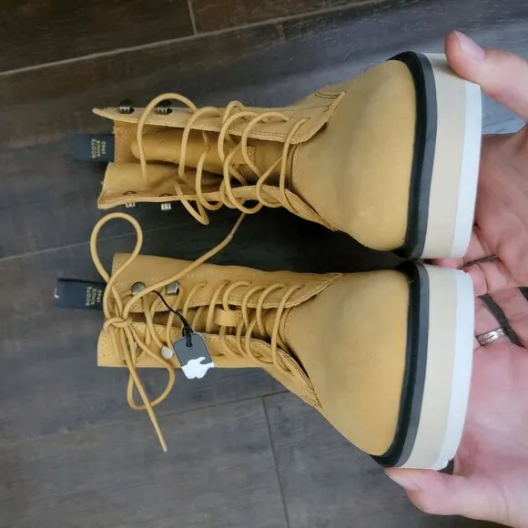 NEW Sorel Hi Line Boots Womens 8.5 Combat Utility Suede Neutral Outdoors Hiking