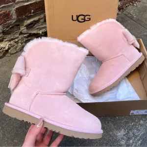 NEW UGG Classic Mini II Cuffed Bow Light Pink Suede Boots Youth Size 4 Womens 5
