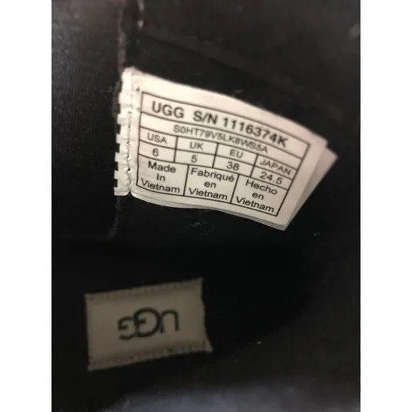 NEW UGG Unisex-Child K Bolden black Metallic Fashion Boots size 6