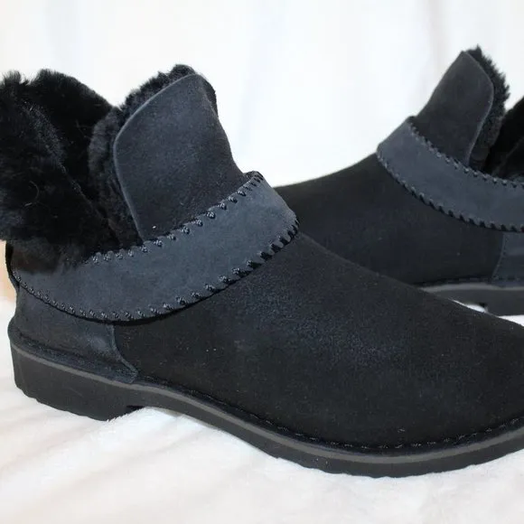 NEW UGG WOMEN'S MCKAY‎ ANKLE SUEDE SHEARLING LINED BOOTS BOOTIES BLACK