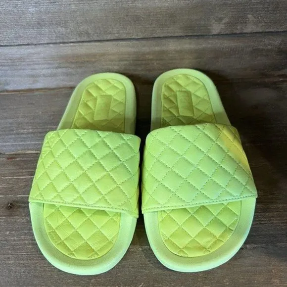 New Womens APL Lusso Highlighter Yellow Green Slides Sandals Shoes Size 5 M NWOB