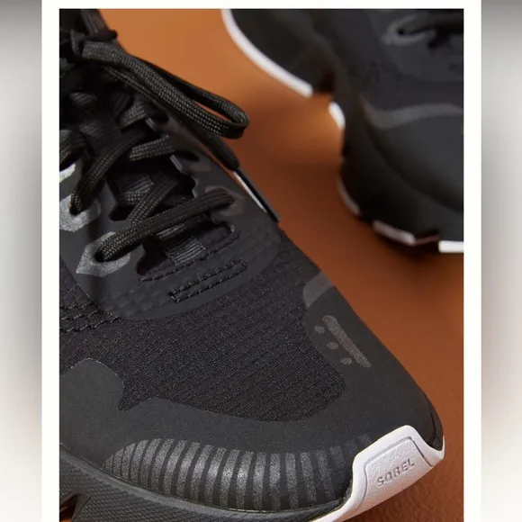 New🌟Anthropologie -Sorel Kinetic Rush Ripstop Sneakers