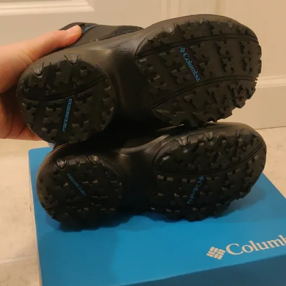 new!Columbia youth rope tow Kids' Black Waterproof Boots sz 4
