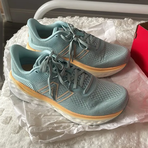 ✨NEW!✨New Balance Fresh Foam More v3