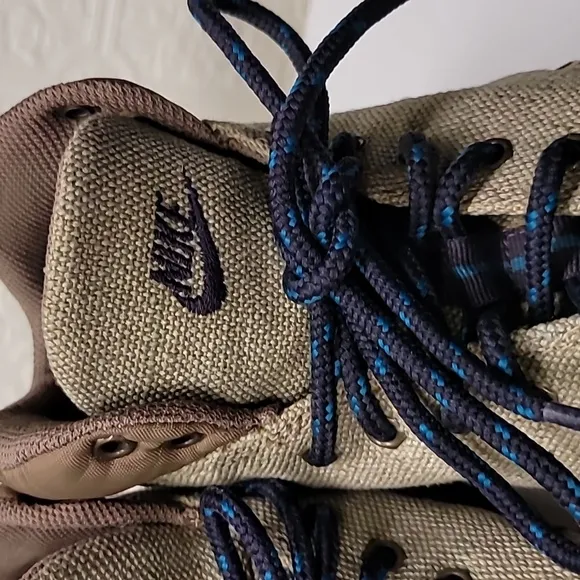 Nike ACG Rare Vintage90's Suede LaceUpHiking BootsOutdoor grape 7.5 sz like new!