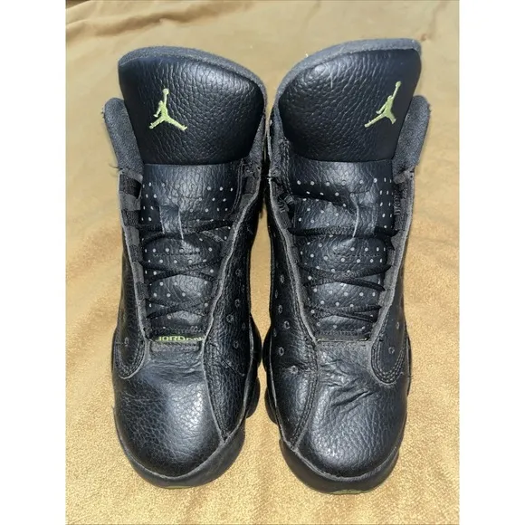 Nike Air Jordan 13 Retro Basketball Shoes 414574-042 Size 6Y Womens Size 7 Shoe