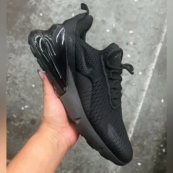 NIKE AIR MAX 270 SHOES (Women’s)