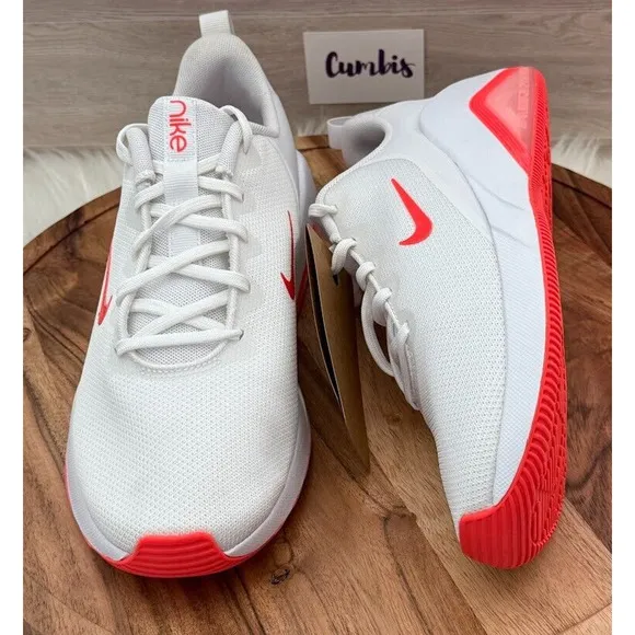 Nike Air Zoom Bella 7 Wmns Size 11 Workout Shoes White Bright Crimson FZ1689-101