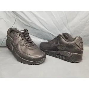 Nike Boys Air Max 90 LTR (GS) Sneakers Leather Triple Black Size 5 NEW NO BOX!