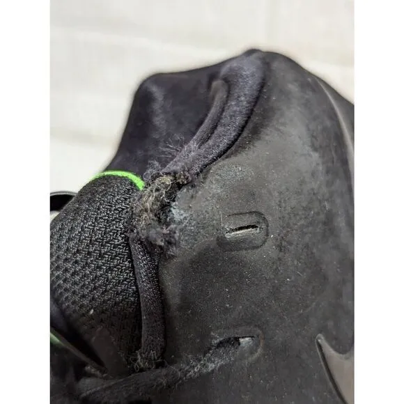 Nike Boys Black &amp; Green Lace-Up Kyrie 4 EP ‘Halloween’ Sneakers Shoes Size 7Y
