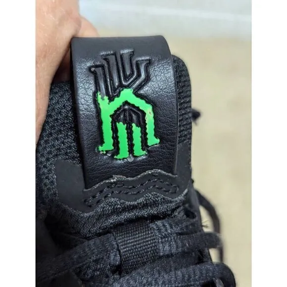 Nike Boys Black &amp; Green Lace-Up Kyrie 4 EP ‘Halloween’ Sneakers Shoes Size 7Y