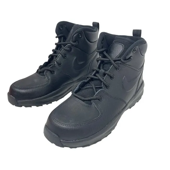 Nike boys Size 3 Manoa Leather Boots Triple Black Style BQ5373-001 NWT