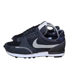 Nike Daybreak Type Black Casual Waffle Shoes Sneakers Men's Size 7.5 Womens 9