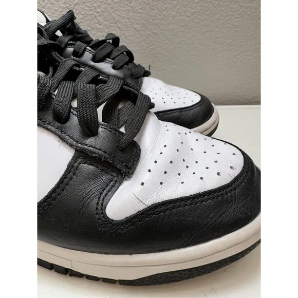 Nike Dunk Low Panda Sneakers Mens Size 8.5 Basketball Shoes Sporty