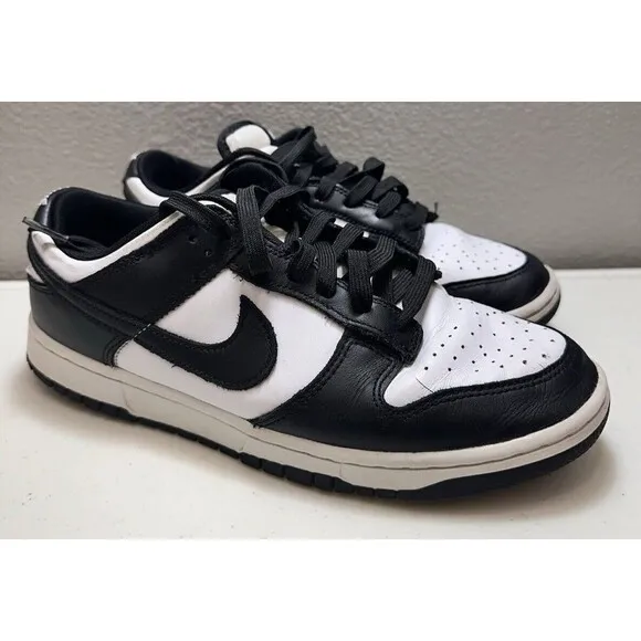 Nike Dunk Low Panda Sneakers Mens Size 8.5 Basketball Shoes Sporty