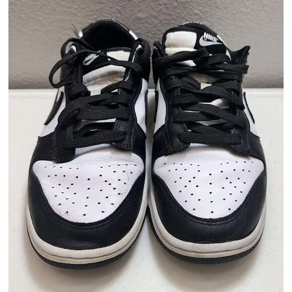 Nike Dunk Low Panda Sneakers Mens Size 8.5 Basketball Shoes Sporty