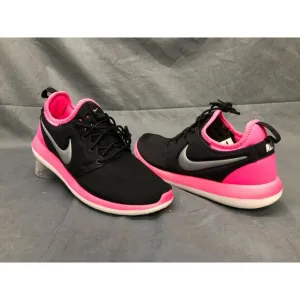 Nike Girls Roshe Two (PS) Sneakers Mesh Black Pink 2016 OG Size 5.5 NEW NO BOX!