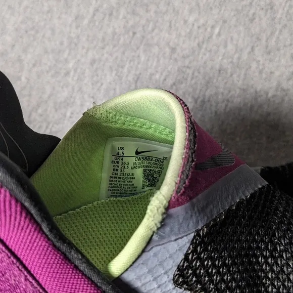 Nike Go FlyEase Kids Shoe's 4.5 Black Purple Lime Slip On Shoe CW5883-004