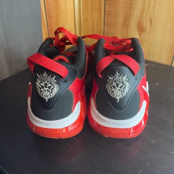 Nike LeBron Witness 7 Basketball Boys Sports Tennis Shoes