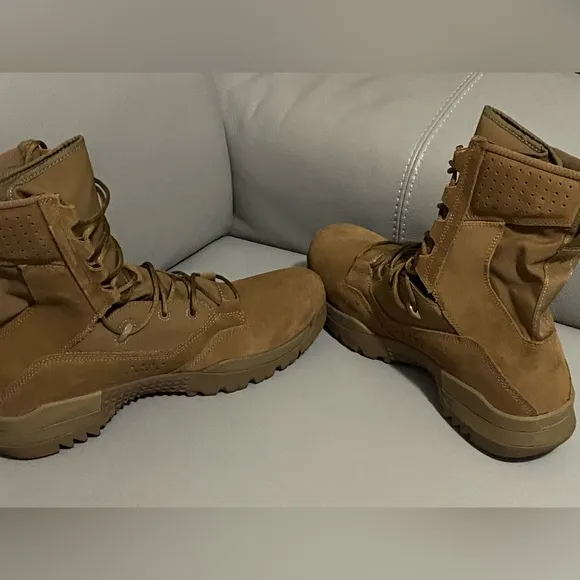 NIKE SFB FIELD 2 Tactical Military Jungle Combat BOOTS Men's  14 Coyote Leather