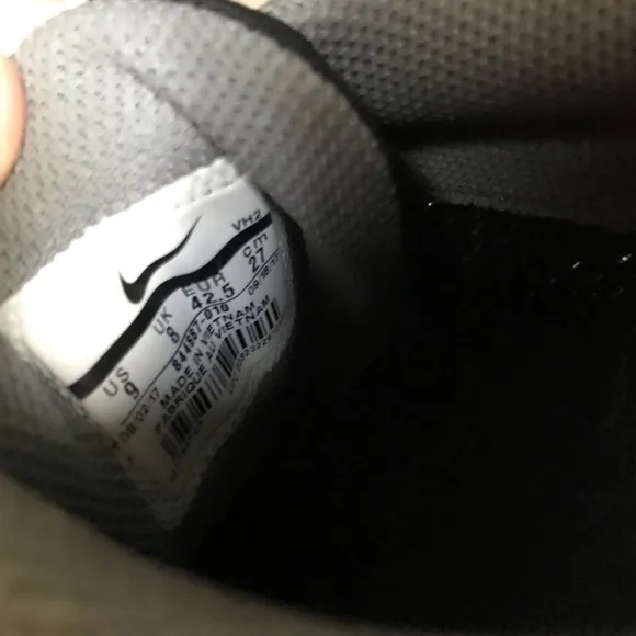 Nike Tanjun SE Mens 844887-010 Black Running Shoes‎