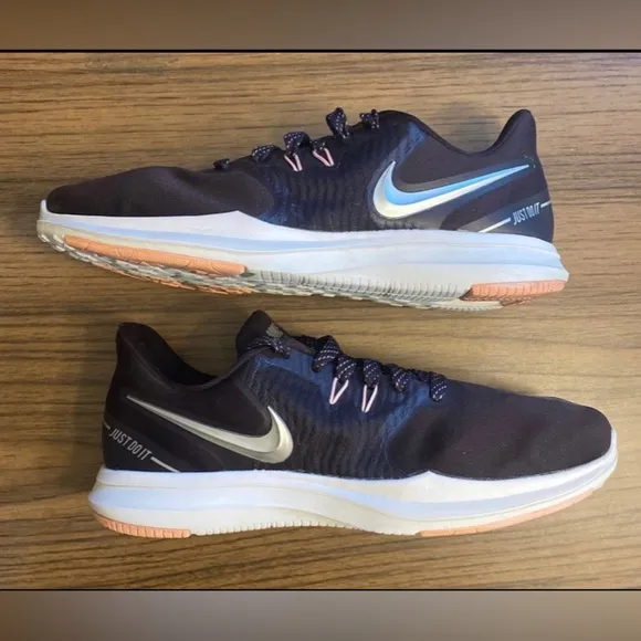Nike Women’s Shoes Size (10)