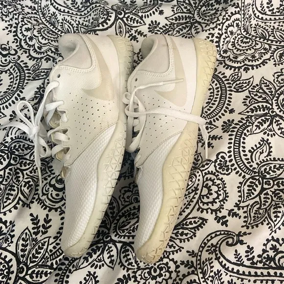 Nike Women's Sideline Cheerleading Shoes