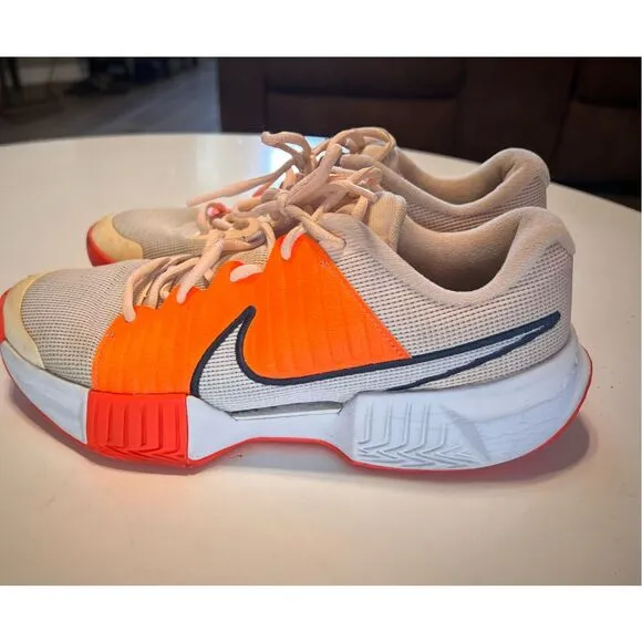 Nike Women's Size 9 Zoom Challenge Pickleball Athletic Shoes Beige Orange Sporty