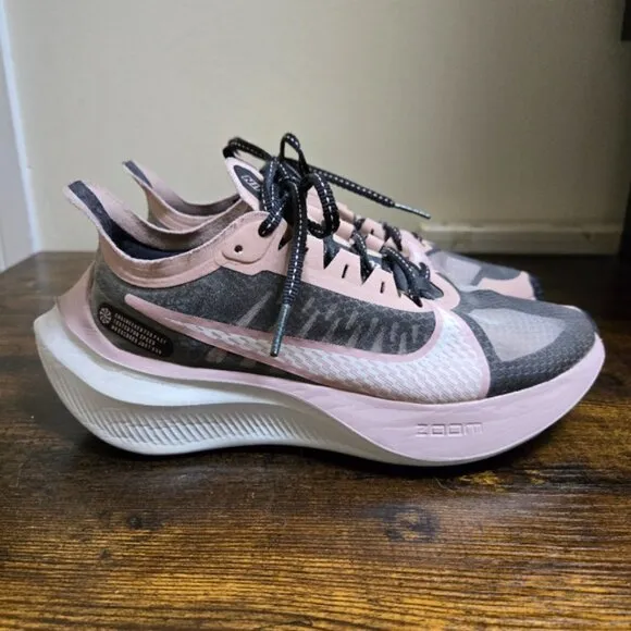 Nike Women's Zoom Gravity Black Stone Mauve Sneakers