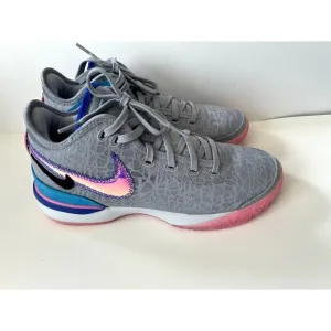 Nike Zoom LeBron Nexxt Gen shoes hightop sneakers wolf grey, pink men's sz  8