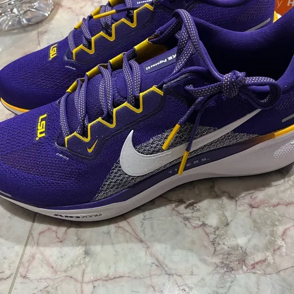 Nike zoom pegasus 41 LSU collegiate running shoe fz5126-500 purple gold