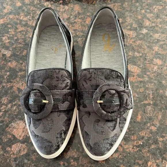 Nine West Black Tone on Tone Shireene Slip on Sneakers Size 5.5 M New