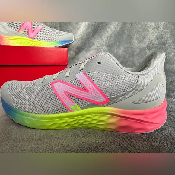 NWB New Balance® Fresh Foam Arishi V4 Kids' Running Shoes, Aluminum Lilac, size6
