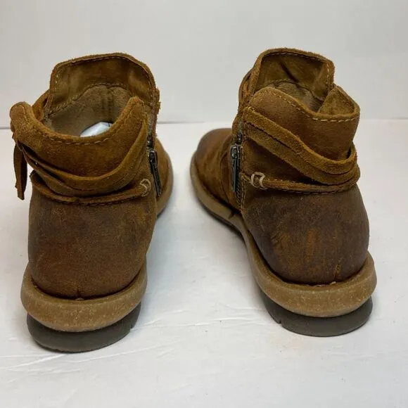 NWOT Born Wynter Comfort Booties Brown Suede Ankle Boots - Size 7