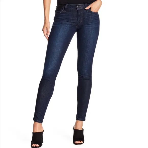 NWOT Joe's Honey Curvy Skinny Jeans