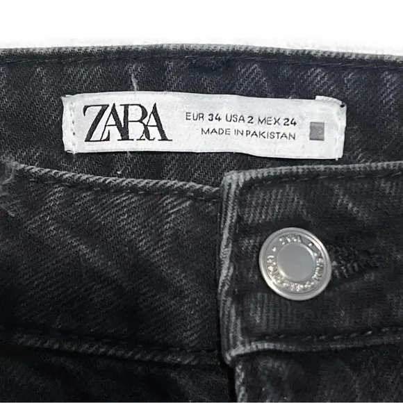 (NWOT) Zara Z1975 High Waist Ankle-Length Mom Jeans – Black, Slim Fit, Size 2