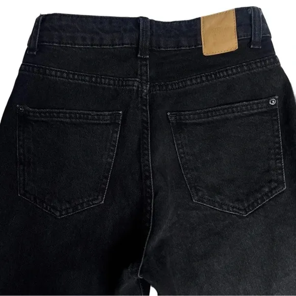 (NWOT) Zara Z1975 High Waist Ankle-Length Mom Jeans – Black, Slim Fit, Size 2
