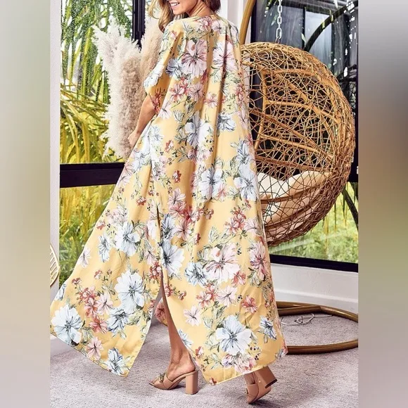 NWT BiBi Tropical Floral Print Side Slit Longline Cardigan Wrap Sweater