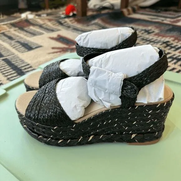 NWT Dolce Vita Womens Black Wedge Tiago Sandals Shoes Size US 8.5