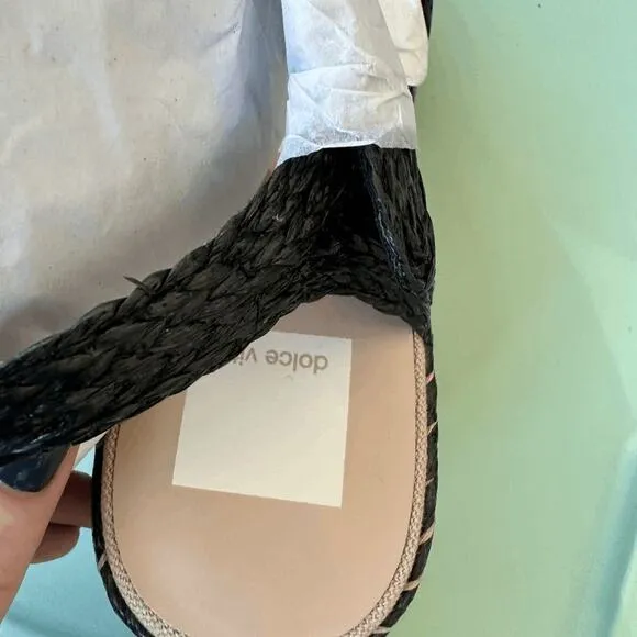NWT Dolce Vita Womens Black Wedge Tiago Sandals Shoes Size US 8.5