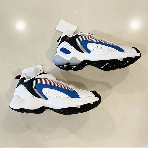 NWT Reebok Royal Pervader Athletic Shoes Sneakers White Red Blue 9